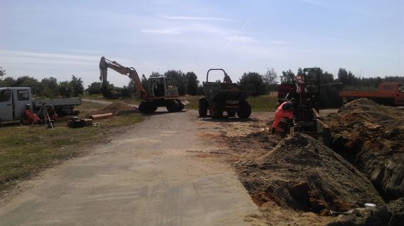 Kanalizacja sanitarna Dąbrowa Zielona (2)